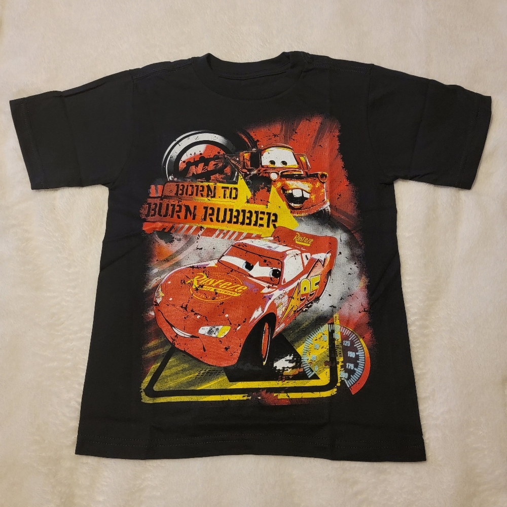 Disney CARS Boys Short Sleeve Shirt. NWOT Size XS 4